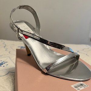 NWT! Silver Bandolino Dress Heels, Size 8.5